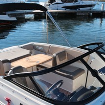 Bayliner VR4 BOWRIDER