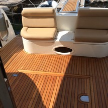 Azimut 46