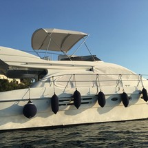 Azimut 46