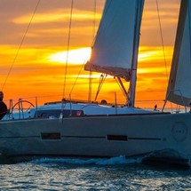 Dufour 382