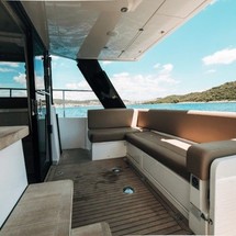 Sealine F 450