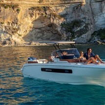 Invictus 270 FX