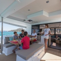 Fountaine Pajot Saona 47