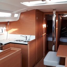 Jeanneau Sun Odyssey 440