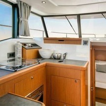 Beneteau Swift Trawler 35