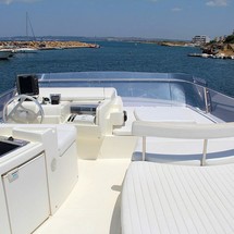 Ferretti 530