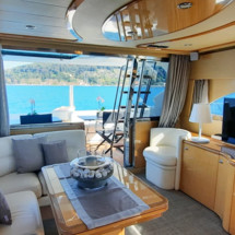 Ferretti 530