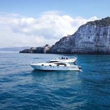 Ferretti 530