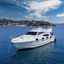 Ferretti 530