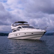 Sunseeker Manhattan 74