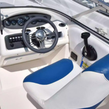 Bayliner 249 Deck Boat