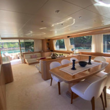 Falcon Yachts 86