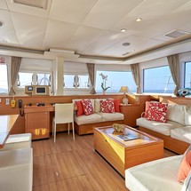 Lagoon 560
