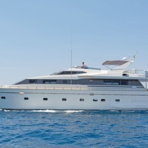 Falcon Yachts 92