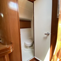 Beneteau Oceanis 43