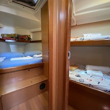 Beneteau Oceanis 43