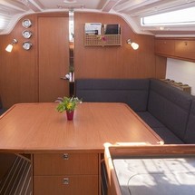 Bavaria 37 Cruiser