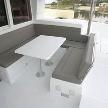 Lagoon 400 S2