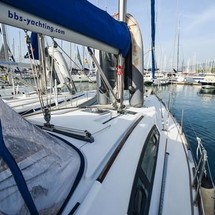 Beneteau Oceanis 43
