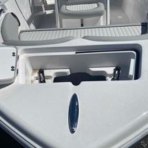 Sea Fox 206 Commander