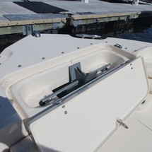Grady-White Freedom 225