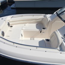 Grady-White Freedom 225