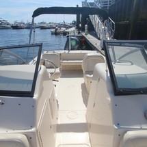 Grady-White Freedom 225
