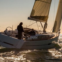 Dufour 310
