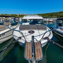 Beneteau Antares 8