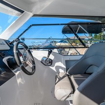 Beneteau Antares 8