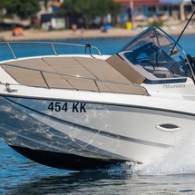 Beneteau Antares 8