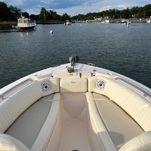 Grady-White Freedom 275