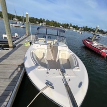 Grady-White Freedom 275