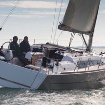 Dufour 382