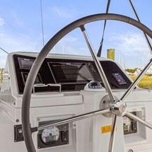 Fountaine Pajot Lucia 40