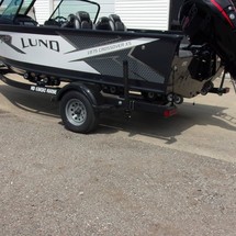 Lund Boats 1875 Crossover XS