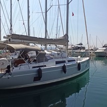 Hanse 418