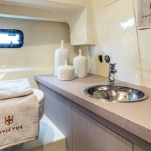 Invictus 270 FX