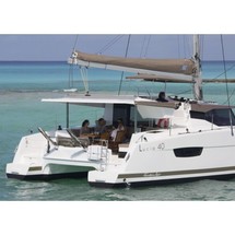 Fountaine Pajot Lucia 40