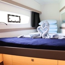Fountaine Pajot Lucia 40