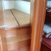 Beneteau Oceanis 43