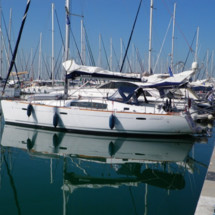 Beneteau Oceanis 43