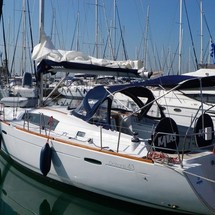 Beneteau Oceanis 43