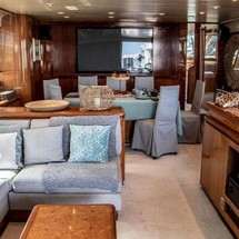 Falcon Yachts 80 fly