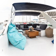 Falcon Yachts 80 fly