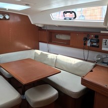 Beneteau Oceanis 43