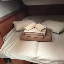 Beneteau Oceanis 43