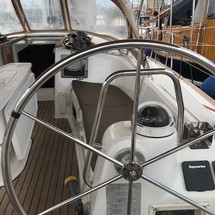 Beneteau Oceanis 43