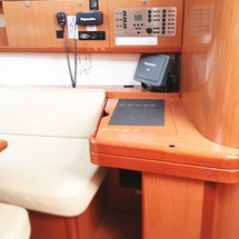 Beneteau Oceanis 43