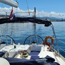 Bavaria 44